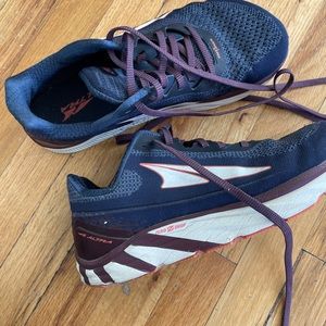 Already Torin Plush. Women’s size 8